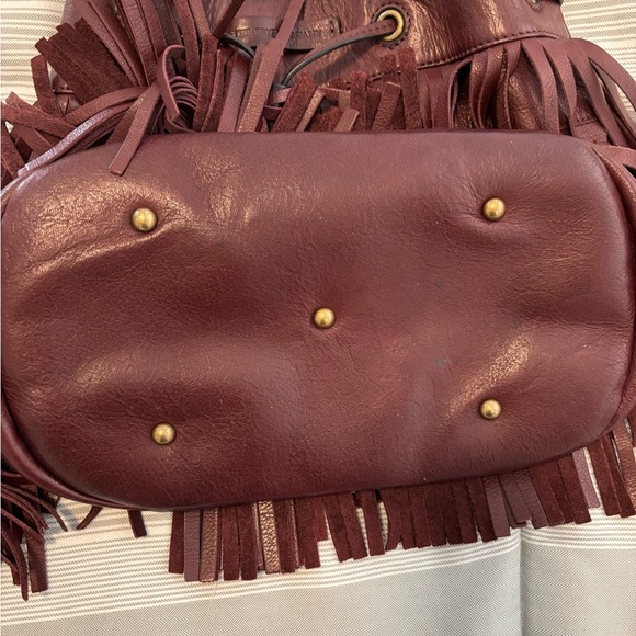 Frye Heidi fringe bucket bag in burgundy - Picture 10 of 10